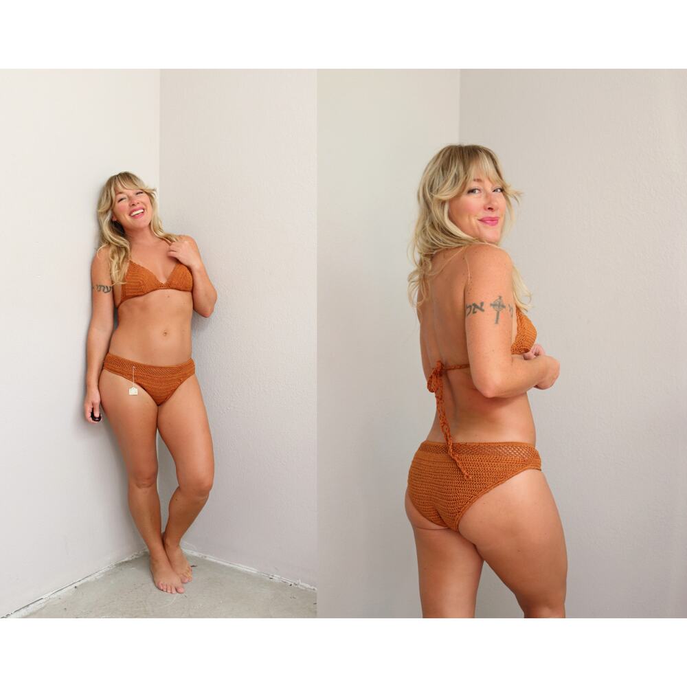 1970's Deadstock Clay Brown Cotton Crochet Hip Hugger Bikini ~ Women's SM MD